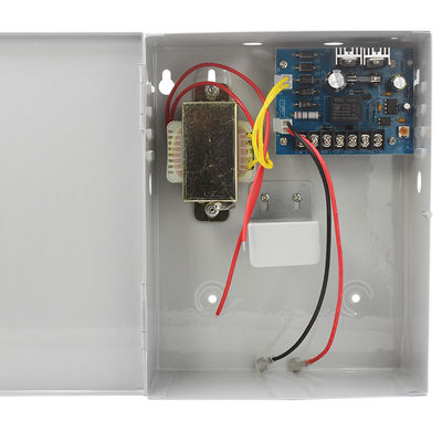 P1205B 12V, fuente de alimentación de Unitweeupted del control de acceso 5A, conveniente para el botón eléctrico del &amp;Exit de la cerradura